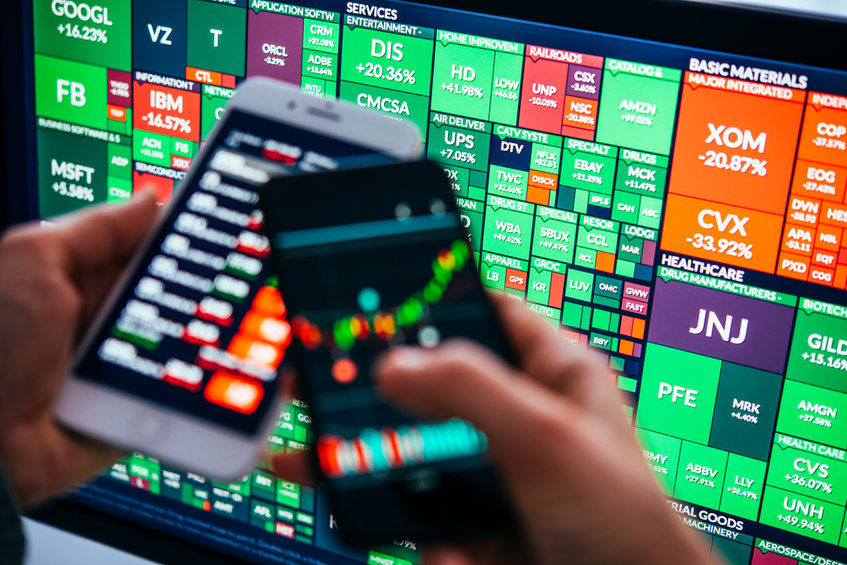 CSI 300, Hang Seng lead Asian market gains as Trump delays tariff threats for now